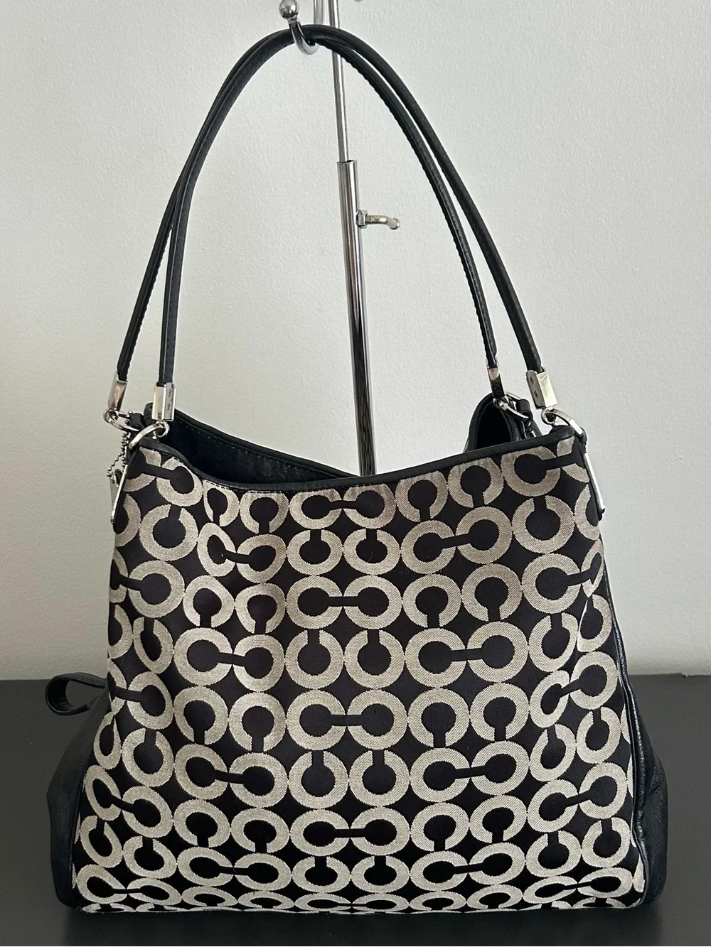 Coach Madison Signature Black Canvas Leather Shoulder Hobo Bag Large Purse